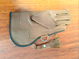CHILD'S SINGLE THICKNESS GLOVE